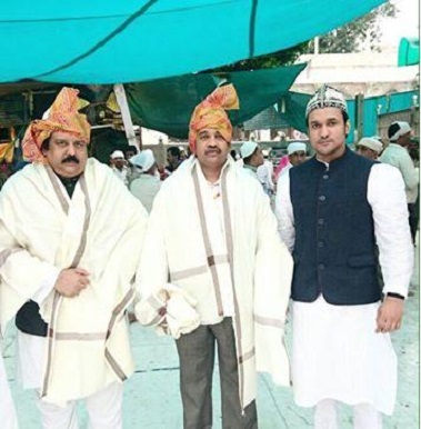Janab Jabir Patel sb with S N Hasan Chishty After Ziarat